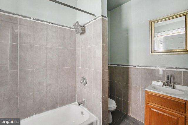 1105 GREEN ST, Reading, PA 19604