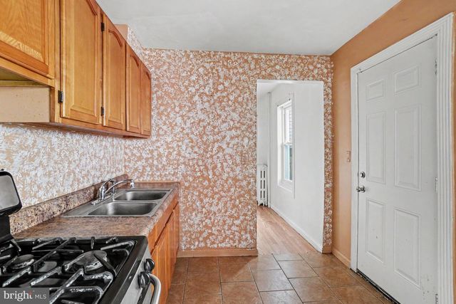 1105 GREEN ST, Reading, PA 19604