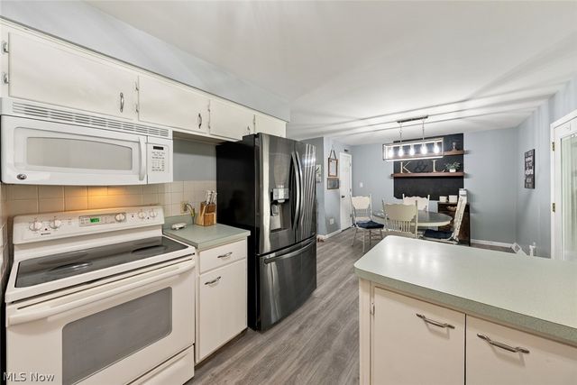 5987 Burns Road, North Olmsted, OH 44070