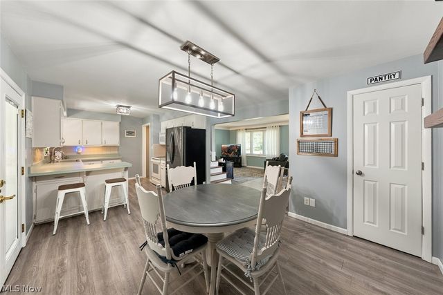 5987 Burns Road, North Olmsted, OH 44070