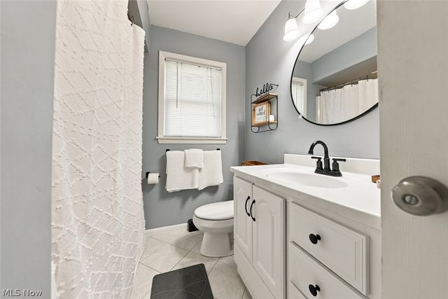 5987 Burns Road, North Olmsted, OH 44070