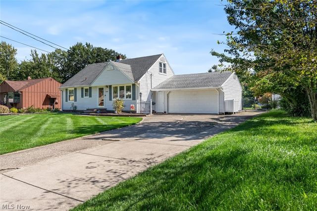 5987 Burns Road, North Olmsted, OH 44070