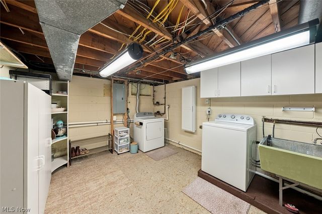 5987 Burns Road, North Olmsted, OH 44070