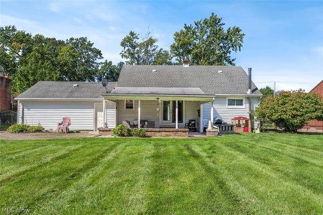 5987 Burns Road, North Olmsted, OH 44070