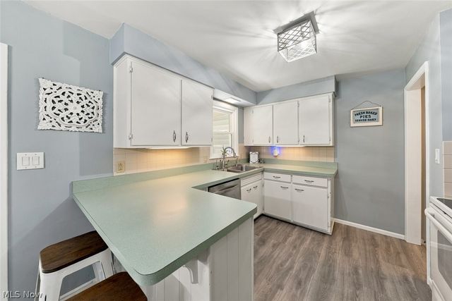 5987 Burns Road, North Olmsted, OH 44070