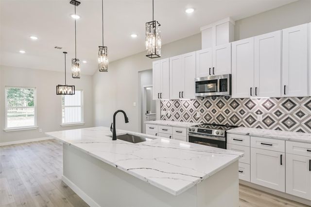 27516 Joseph Road, Hockley, TX 77447