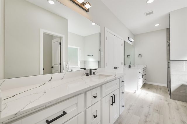 27516 Joseph Road, Hockley, TX 77447