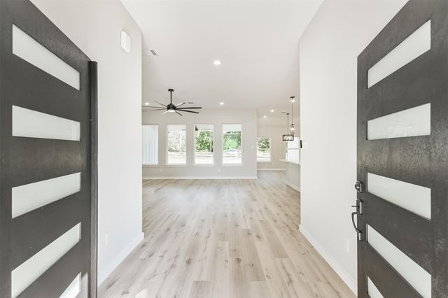 27516 Joseph Road, Hockley, TX 77447