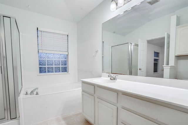 3756 Top Rock LN, Round Rock, TX 78681