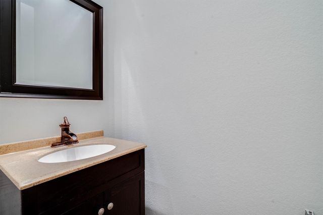 3756 Top Rock LN, Round Rock, TX 78681