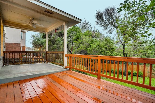 3756 Top Rock LN, Round Rock, TX 78681