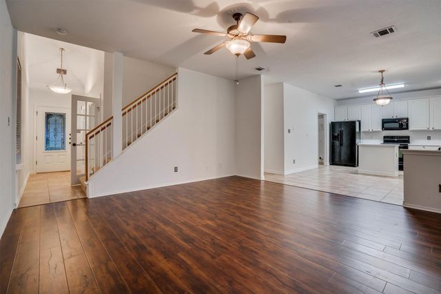 3756 Top Rock LN, Round Rock, TX 78681