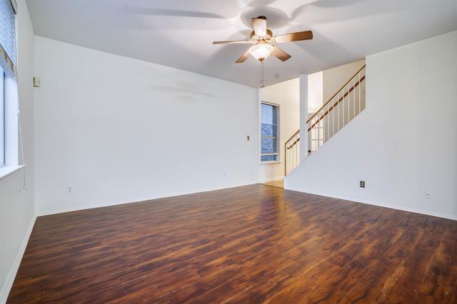 3756 Top Rock LN, Round Rock, TX 78681