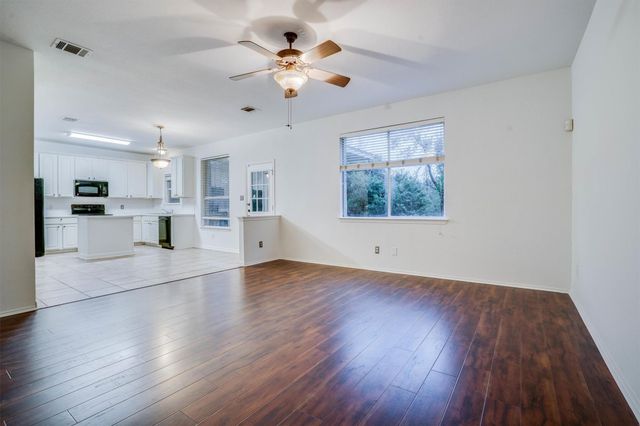 3756 Top Rock LN, Round Rock, TX 78681