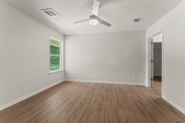 1675 Besson Ln, Sunshine, LA 70780