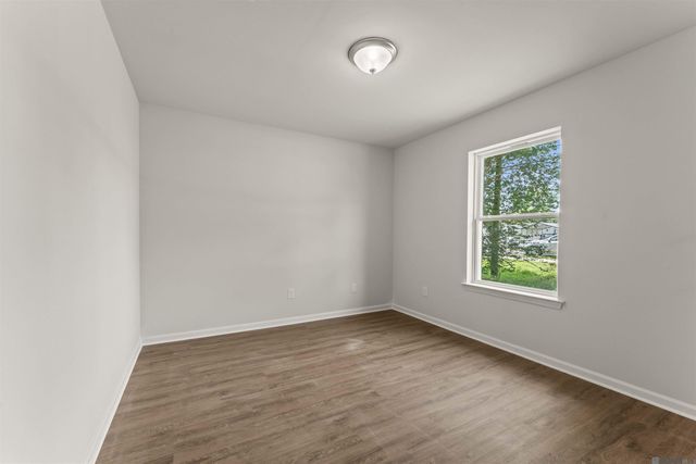 1675 Besson Ln, Sunshine, LA 70780