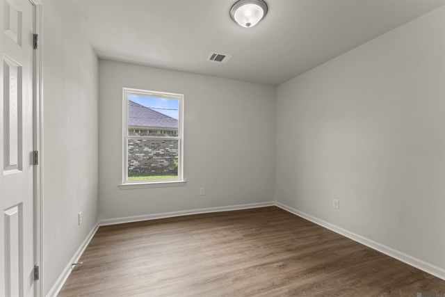 1675 Besson Ln, Sunshine, LA 70780