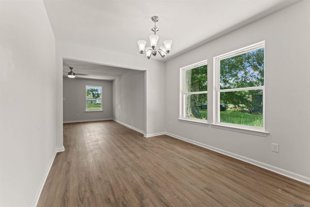 1675 Besson Ln, Sunshine, LA 70780