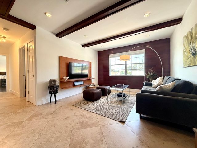 298 SW 6th Street 2050, Boca Raton, FL 33432