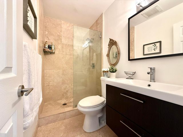 298 SW 6th Street 2050, Boca Raton, FL 33432