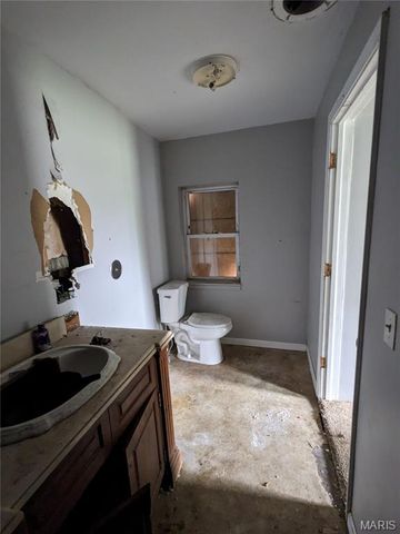 7719 Minnesota Avenue, St Louis, MO 63111
