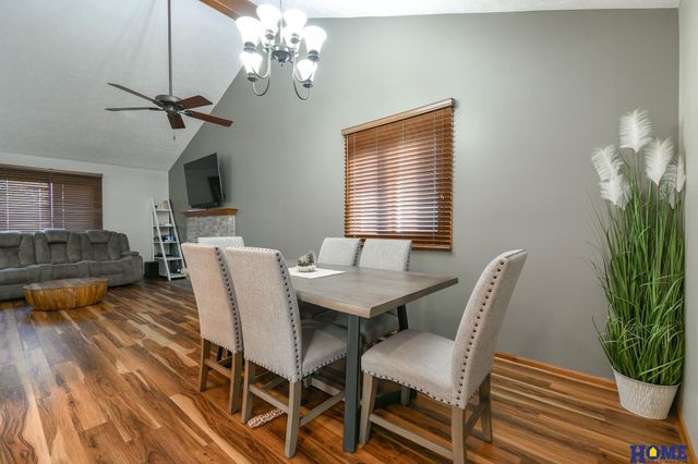 1543 Hilltop Road, Lincoln, NE 68521