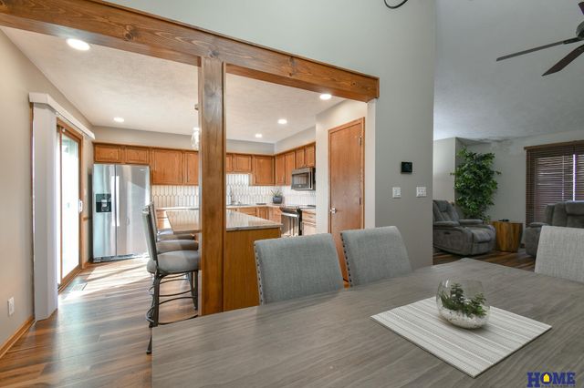 1543 Hilltop Road, Lincoln, NE 68521