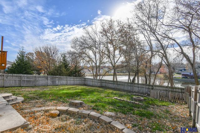 1543 Hilltop Road, Lincoln, NE 68521