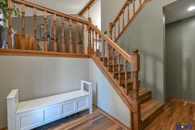 1543 Hilltop Road, Lincoln, NE 68521