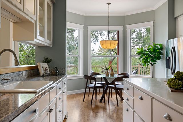 6213 Edwards Mountain CV, Austin, TX 78731