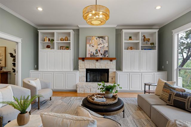 6213 Edwards Mountain CV, Austin, TX 78731