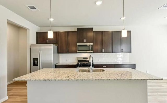 2527 Gray Gale Court, Baytown, TX 77523