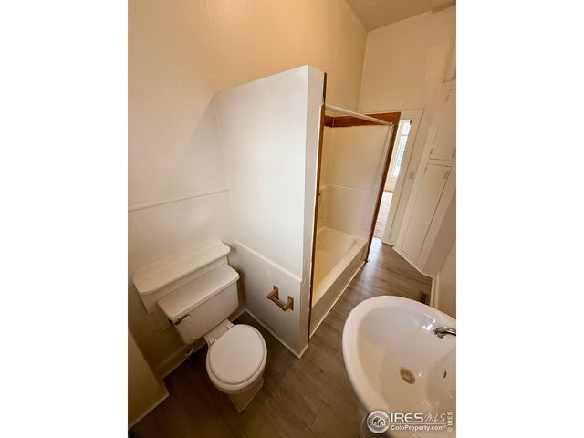 1206 N Cleveland Ave, Loveland, CO 80537