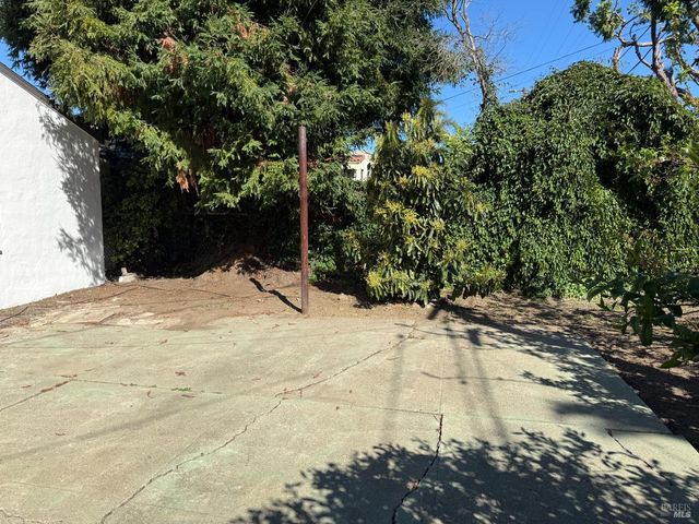 1208 Amador St, Vallejo, CA 94590