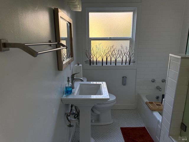 1208 Amador St, Vallejo, CA 94590