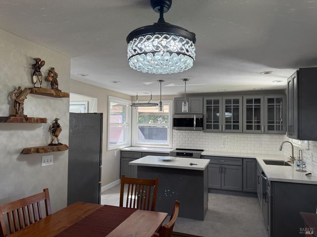 1208 Amador St, Vallejo, CA 94590