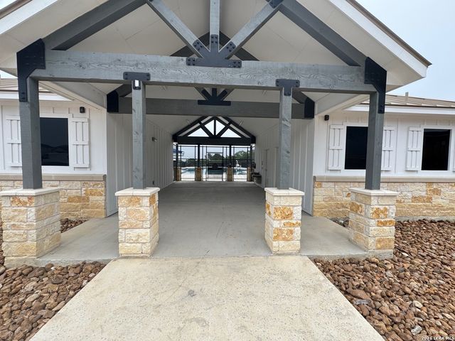 218 W FLOWING RIVER DR, Boerne, TX 78006