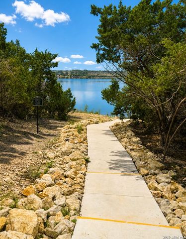 218 W FLOWING RIVER DR, Boerne, TX 78006