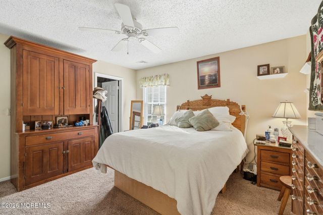 4 Snowbell Court, Barnegat, NJ 08005