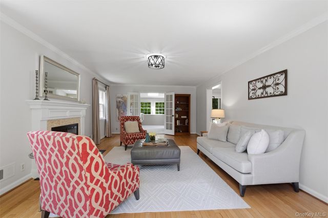 136 Devonshire Road, Larchmont, NY 10538