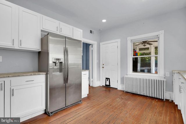13 CEDAR AVE, Gaithersburg, MD 20877