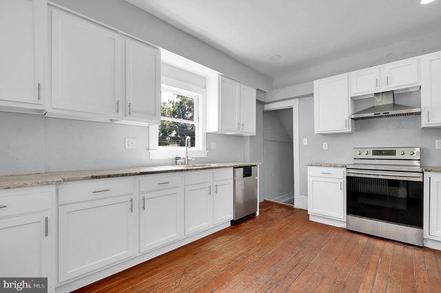 13 CEDAR AVE, Gaithersburg, MD 20877