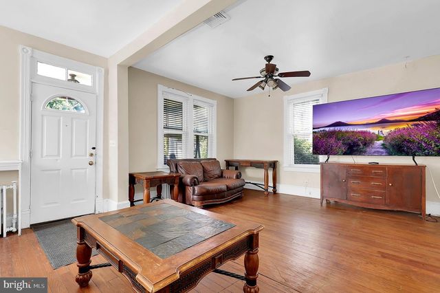 13 CEDAR AVE, Gaithersburg, MD 20877