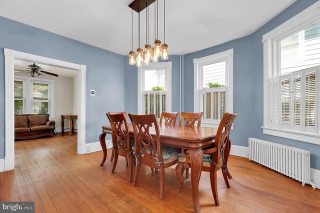 13 CEDAR AVE, Gaithersburg, MD 20877