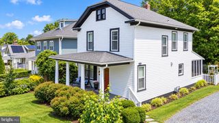 13 CEDAR AVE, Gaithersburg, MD 20877