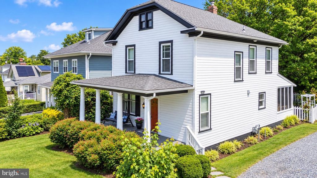13 CEDAR AVE, Gaithersburg, MD 20877