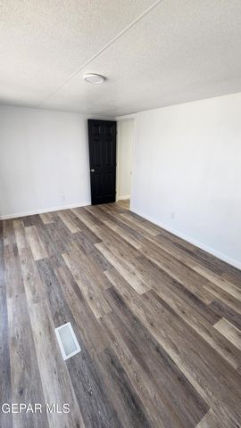 814 Bradshire Street, Horizon City, TX 79928