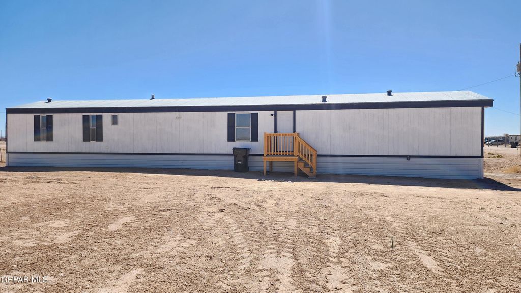 814 Bradshire Street, Horizon City, TX 79928