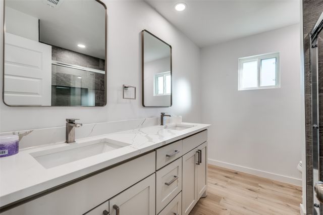 116 Cooper Drive, Hurst, TX 76053