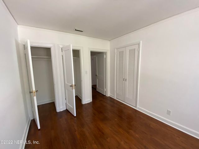 1271 BELMONT Terrace 1271, Jacksonville, FL 32207